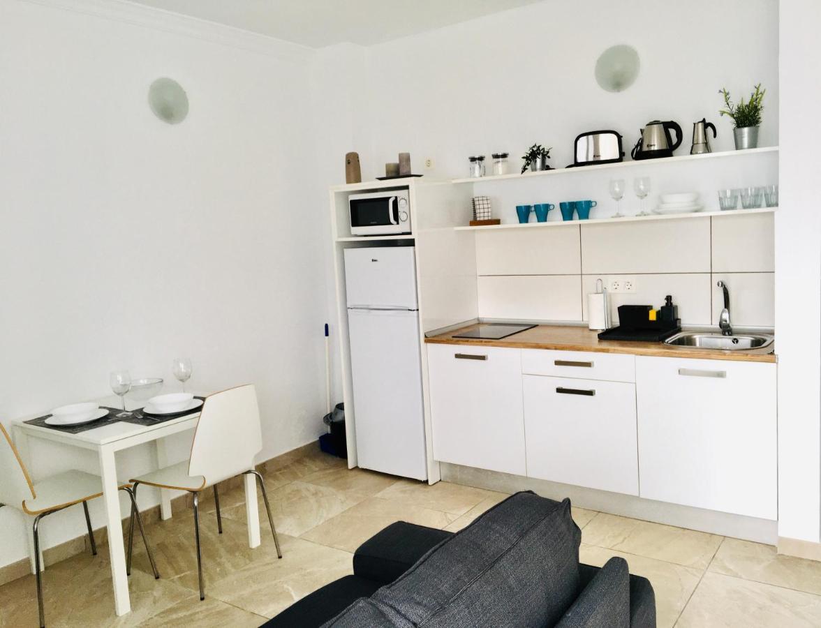 Anjomacar B Apartment