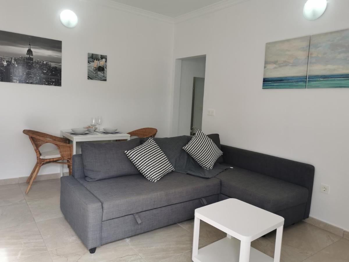 Anjomacar B Apartment